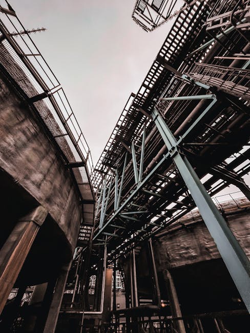 industry_13_15909658.jpg