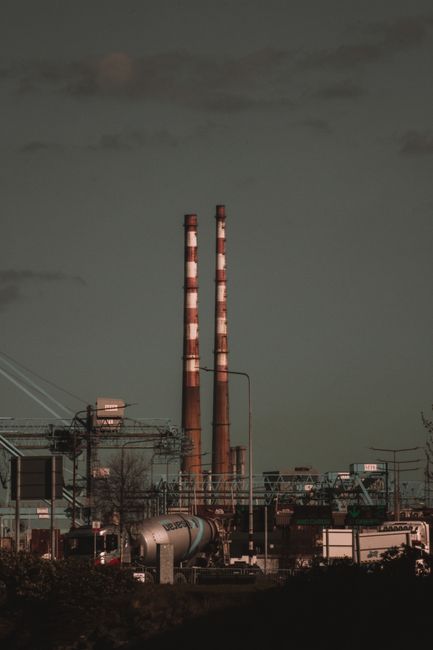 industry_14_17096100.jpg